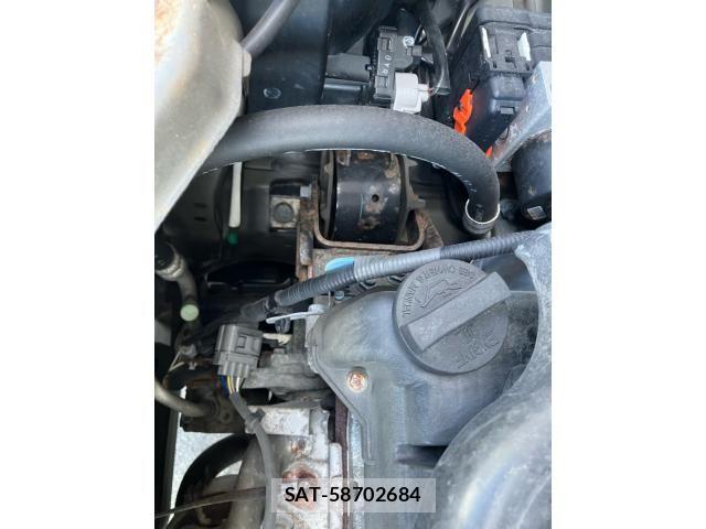 Suzuki WAGON R 2011-10 8851120-21