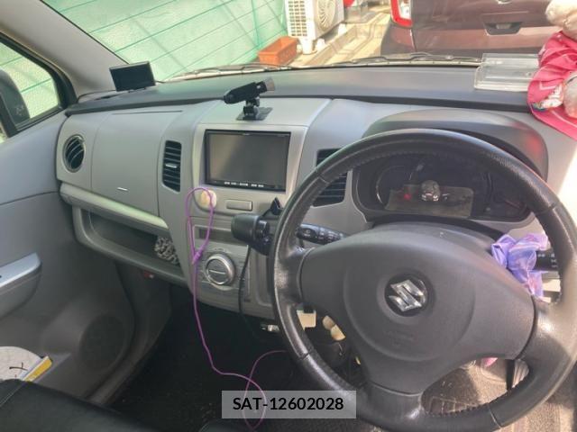 Suzuki WAGON R 2011-11 8872423-11