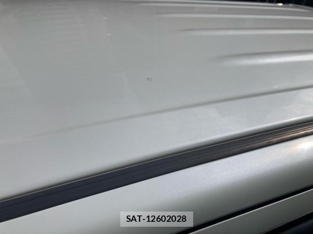 Suzuki WAGON R 2011-11 8872423-4