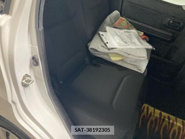 Suzuki WAGON R 2023-01 8872415-12