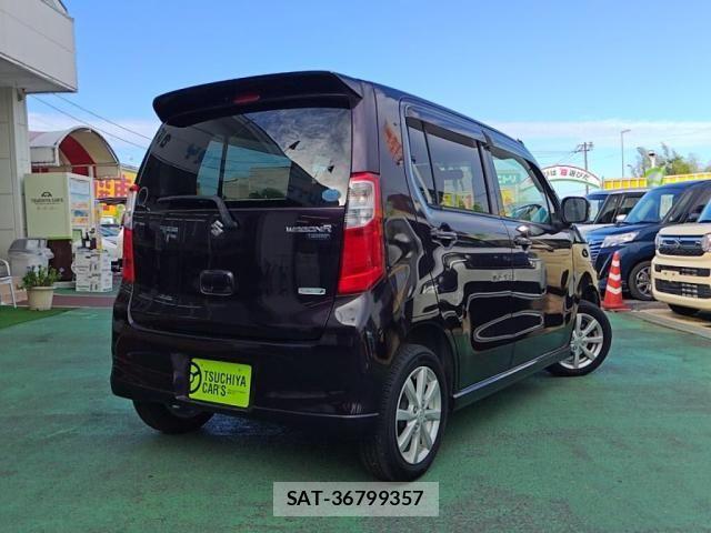 Suzuki WAGON R 2014-06 8872422-1
