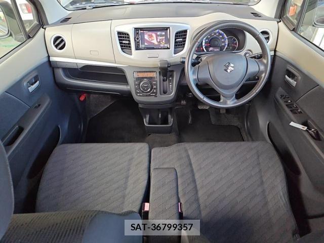 Suzuki WAGON R 2014-06 8872422-2