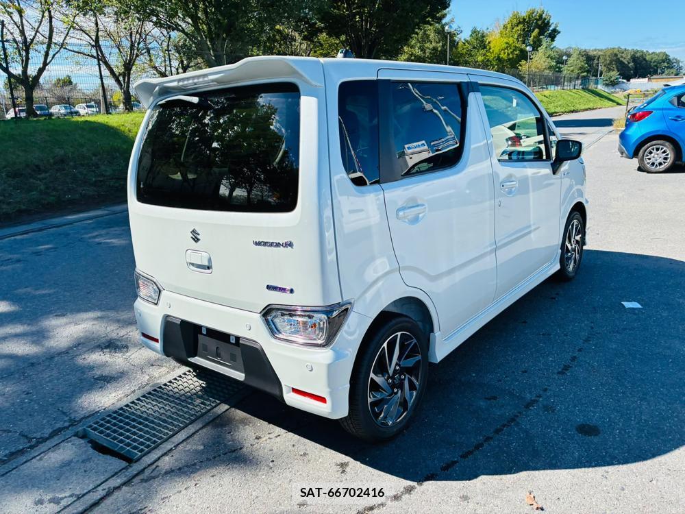 Suzuki WAGON R 2026-08 8828212-4