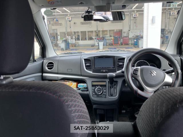 Suzuki WAGON R 2013-10 8883026-17