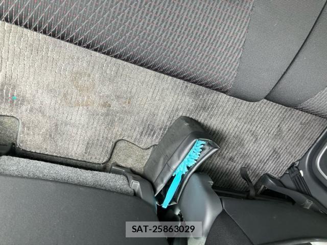 Suzuki WAGON R 2013-10 8883026-21