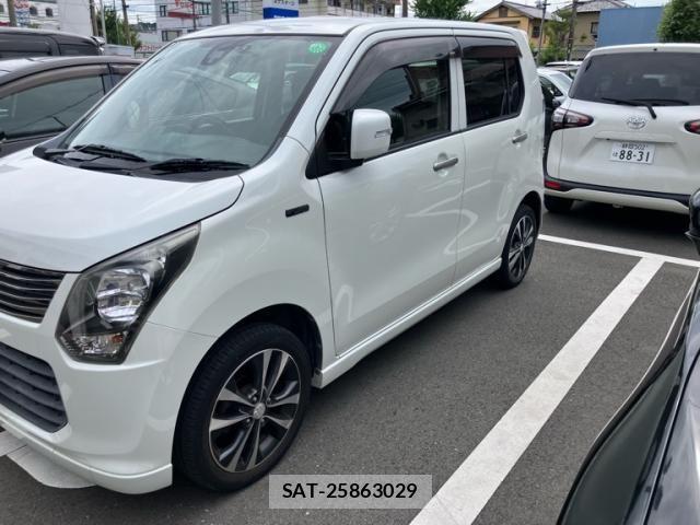 Suzuki WAGON R 2013-10 8883026-2