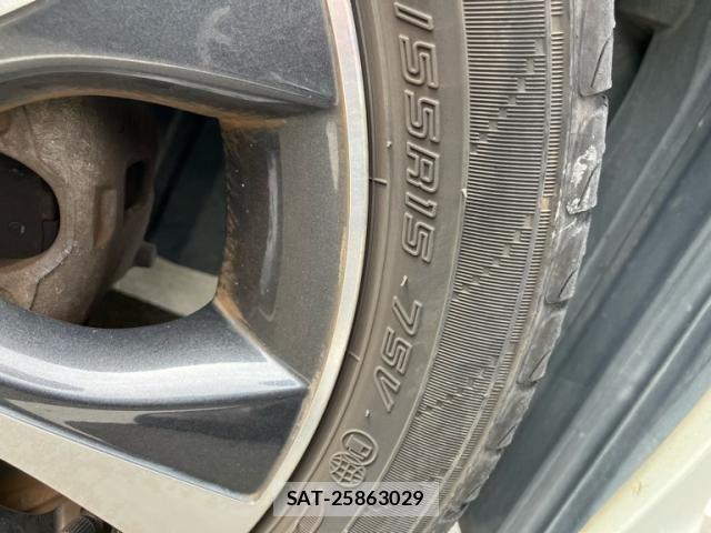 Suzuki WAGON R 2013-10 8883026-7