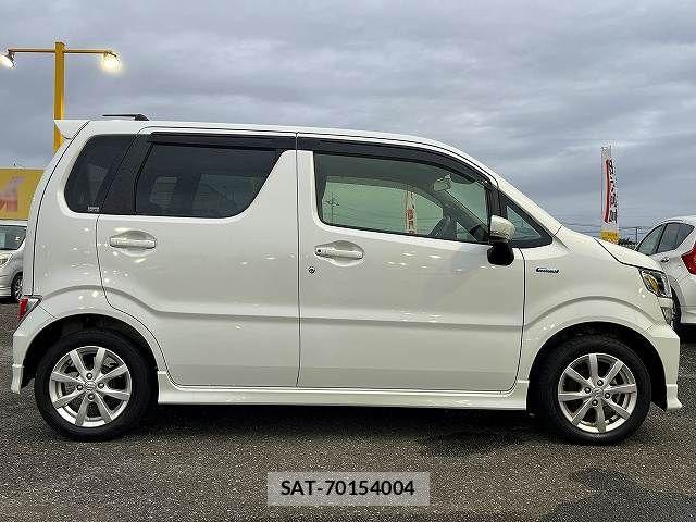 Suzuki WAGON R 2021-11 8883010-6