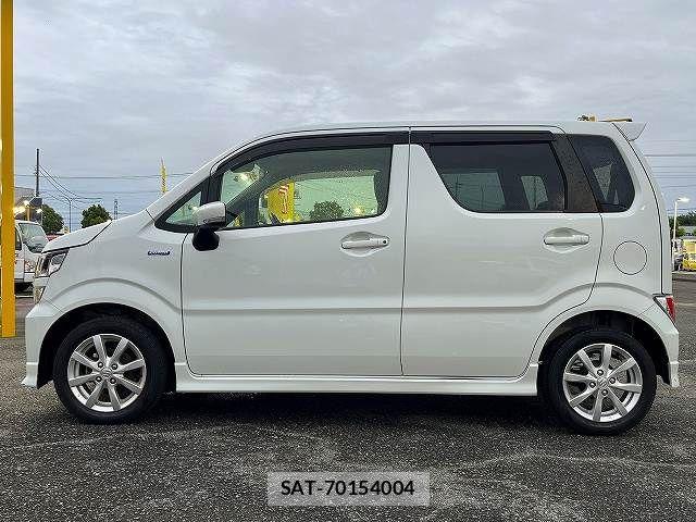 Suzuki WAGON R 2021-11 8883010-7