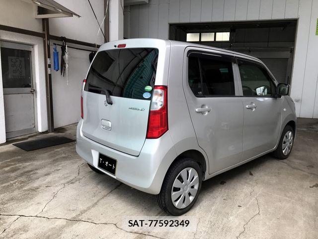 Suzuki WAGON R 2015-10 8883022-4
