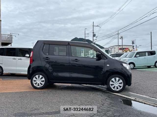Suzuki WAGON R 2015-09 8883021-12