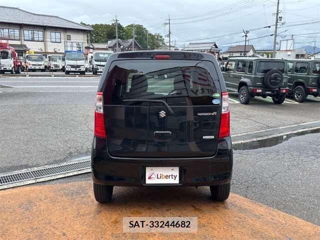 Suzuki WAGON R 2015-09 8883021-14