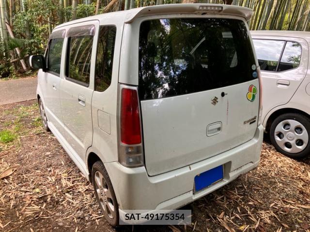 Suzuki WAGON R 2005-09 8884633-2