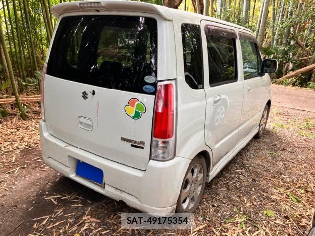 Suzuki WAGON R 2005-09 8884633-3