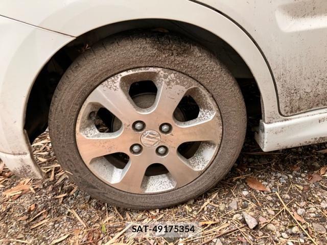 Suzuki WAGON R 2005-09 8884633-8