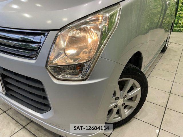 Suzuki WAGON R 2013-08 8884629-11