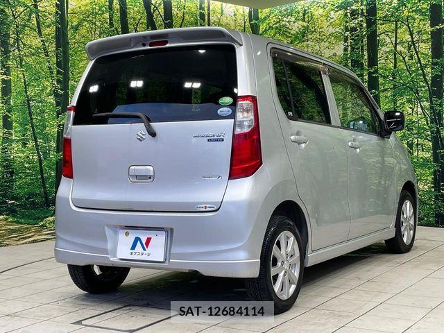 Suzuki WAGON R 2013-08 8884629-16