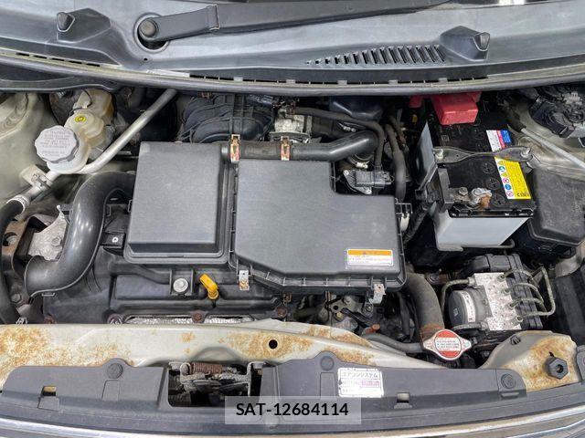 Suzuki WAGON R 2013-08 8884629-17