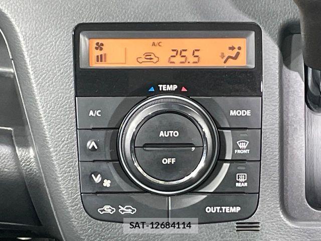 Suzuki WAGON R 2013-08 8884629-4