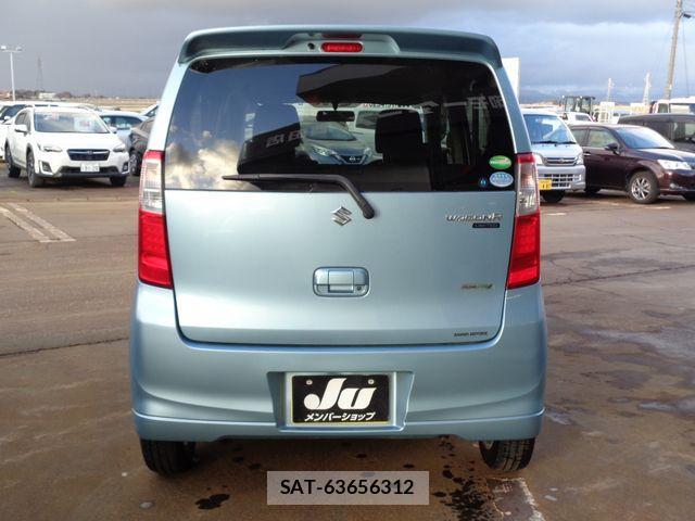 Suzuki WAGON R 2013-02 4244255-6