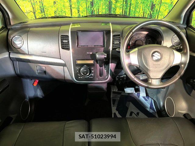 Suzuki WAGON R 2012-03 6221310-1