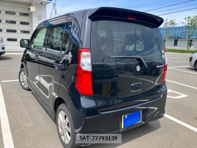 Suzuki WAGON R 2014-02 6615778-4