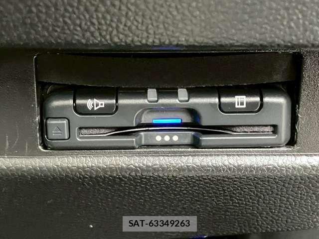 Suzuki WAGON R 2022-02 6818079-11