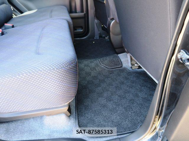 Suzuki WAGON R 2017-12 6915552-9