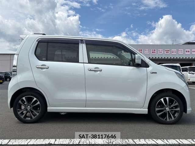 Suzuki WAGON R 2014-01 6915542-25