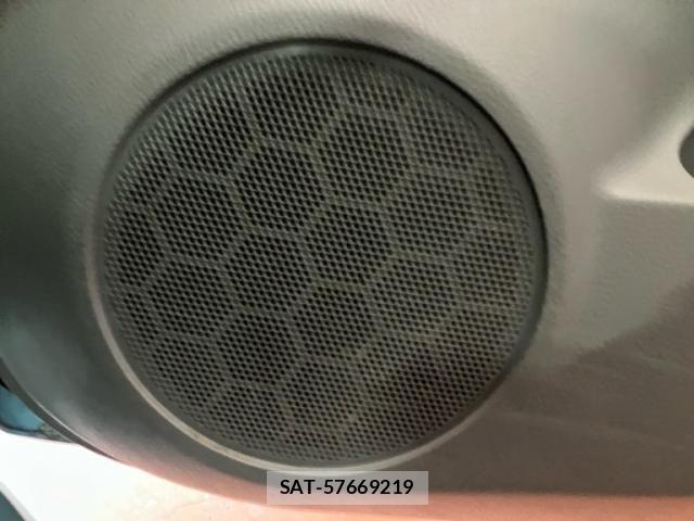 Suzuki WAGON R 2010-11 6915553-15