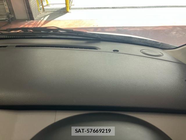 Suzuki WAGON R 2010-11 6915553-19