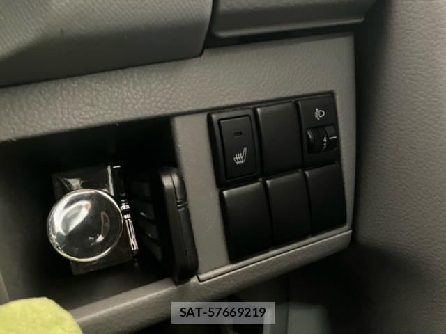 Suzuki WAGON R 2010-11 6915553-21
