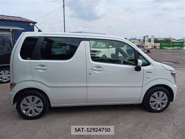 Suzuki WAGON R 2021-05 7227310-12