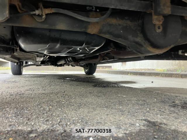 Suzuki WAGON R 2013-08 7227308-6