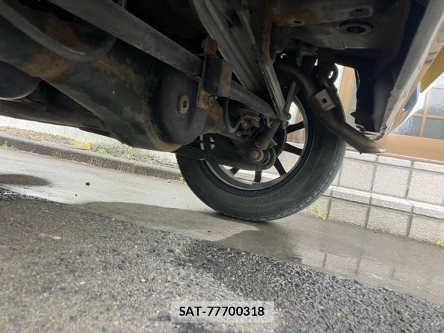 Suzuki WAGON R 2013-08 7227308-7