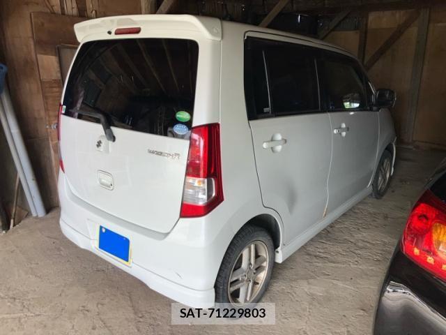 Suzuki WAGON R 2012-10 7252886-11