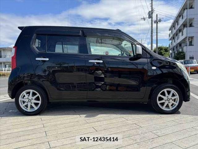 Suzuki WAGON R 2014-01 7503874-11