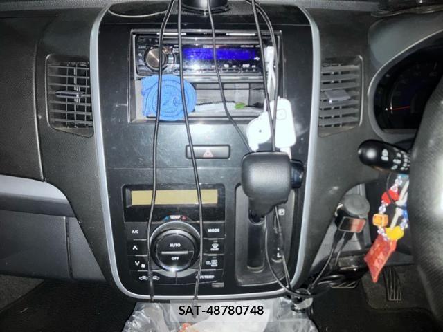 Suzuki WAGON R 2012-04 7510495-17