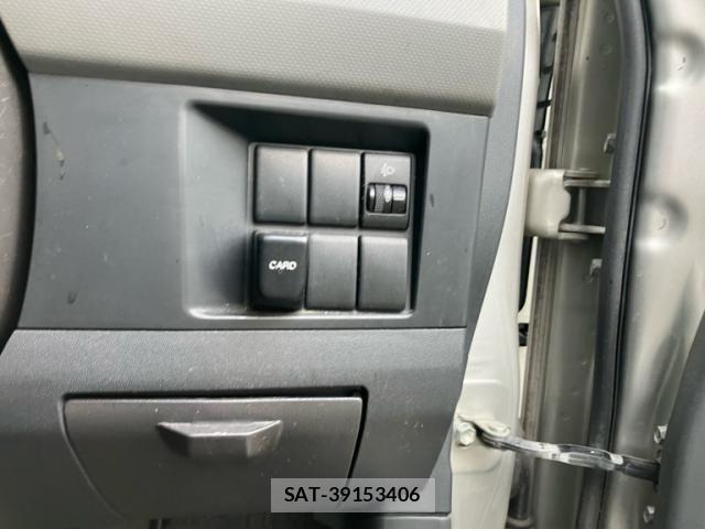 Suzuki WAGON R 2007-04 7621439-12