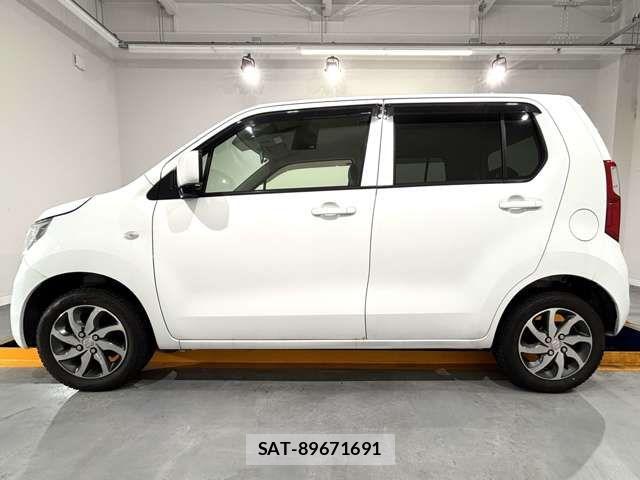Suzuki WAGON R 2015-05 7880594-4
