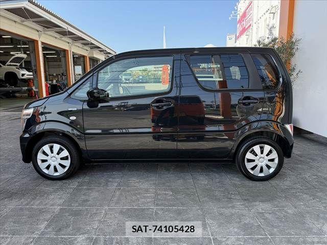 Suzuki WAGON R 2021-08 7981610-11