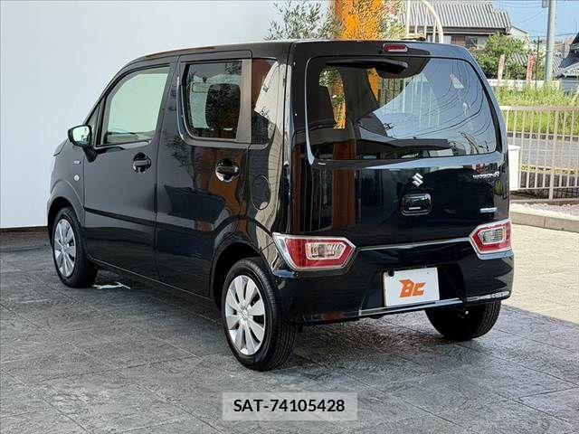Suzuki WAGON R 2021-08 7981610-12
