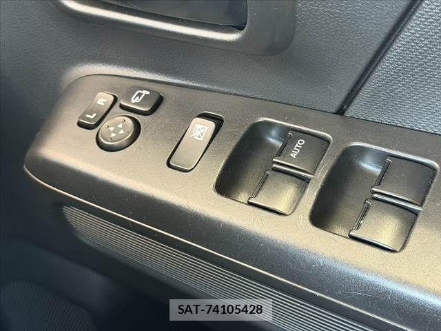Suzuki WAGON R 2021-08 7981610-28