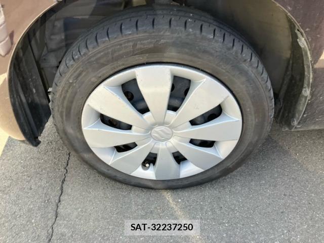 Suzuki WAGON R 2015-12 8039272-12