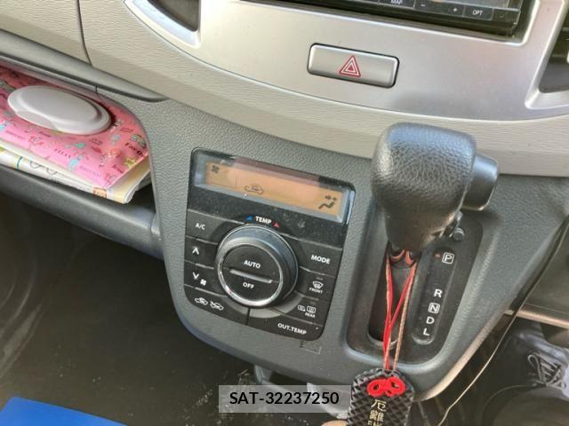 Suzuki WAGON R 2015-12 8039272-23