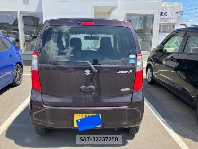 Suzuki WAGON R 2015-12 8039272-7