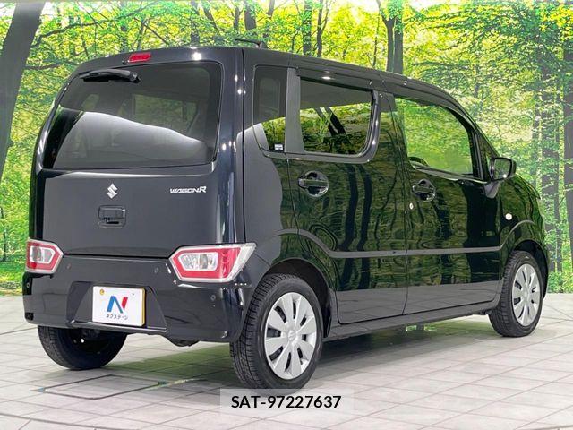 Suzuki WAGON R 2022-06 8076183-17
