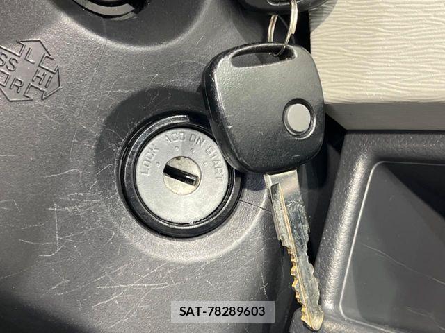 Suzuki WAGON R 2017-03 8102803-6