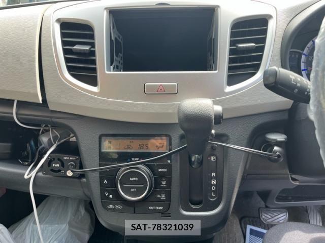 Suzuki WAGON R 2015-12 8102804-17