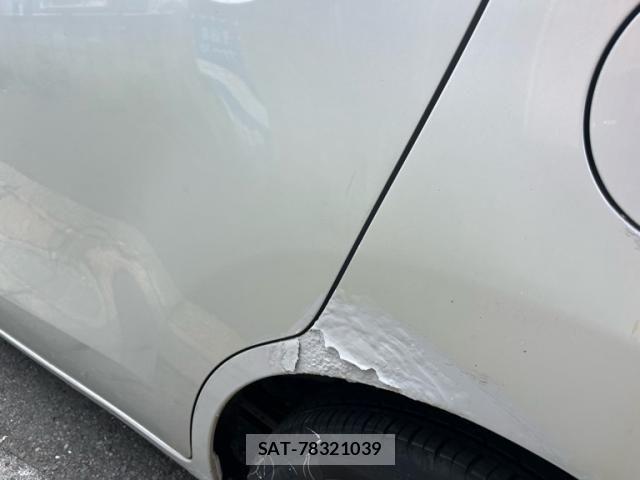 Suzuki WAGON R 2015-12 8102804-8